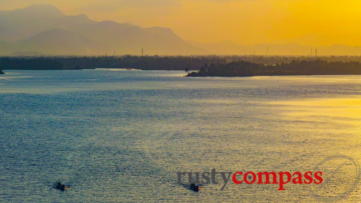 Cau Dai Bridge sunset, Hoi An